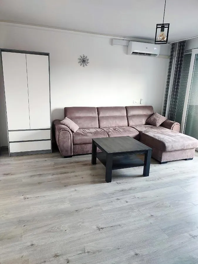 Apartment Apartman Levi Pula